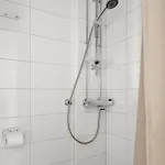 Remontoitu Yksioe Laehellae Helsingin Keskustaa * 헬싱키