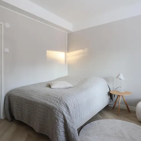 Lägenhet Remontoitu Yksioe Laehellae Helsingin Keskustaa *