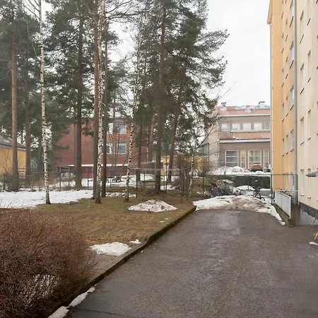 Remontoitu Yksioe Laehellae Helsingin Keskustaa 아파트 헬싱키
